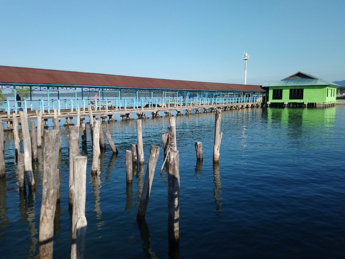 eliakigulo's tweet photo. Port of #jagoh #singkep #lingga https://t.co/1lc2imDMCb