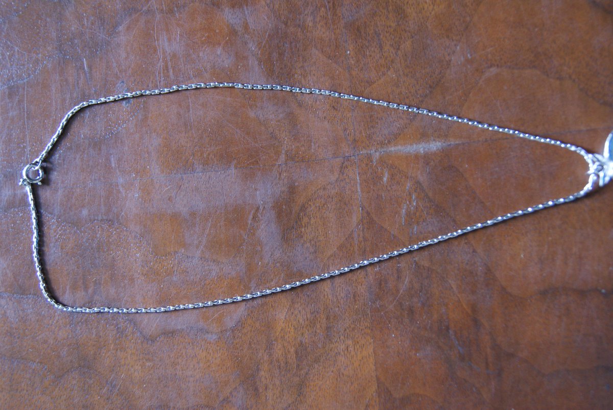 Wisdom_Lane's tweet photo. Vintage 1970s Silver Tone SARAH COVENTRY Necklace With Pendant And Clip On… https://t.co/1QYHIH3msL #Etsy #Vtpassion https://t.co/5MXqTRLEet