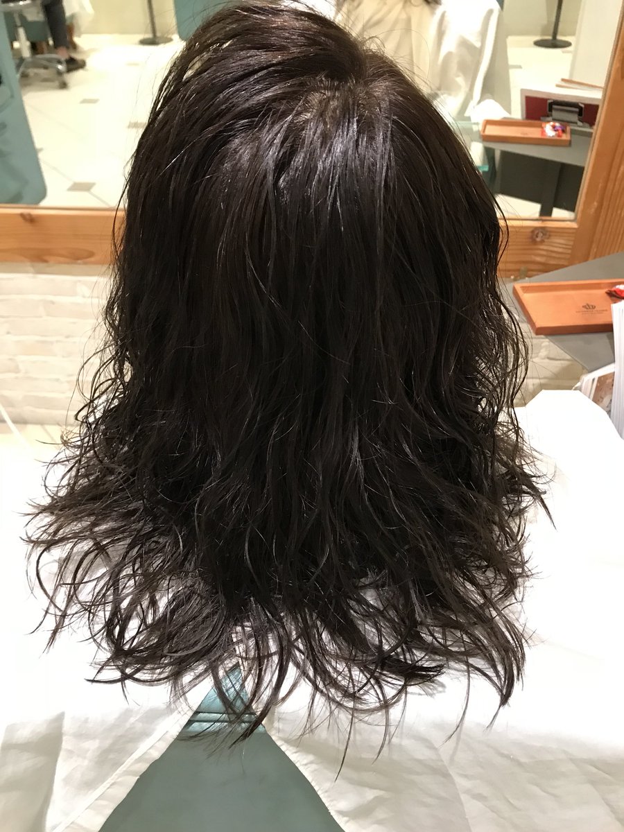 ট ইট র 美容師 瀬政悠也 梅田 茶屋町 おはようございます 先日は母と祖母が岡山から来てくれてカットカラーパーマしました 少しは親孝行になったかな 本日ご予約お取りしやすいですー 美容師 大阪 あびこ サロン予約 カットモデル募集 カラー