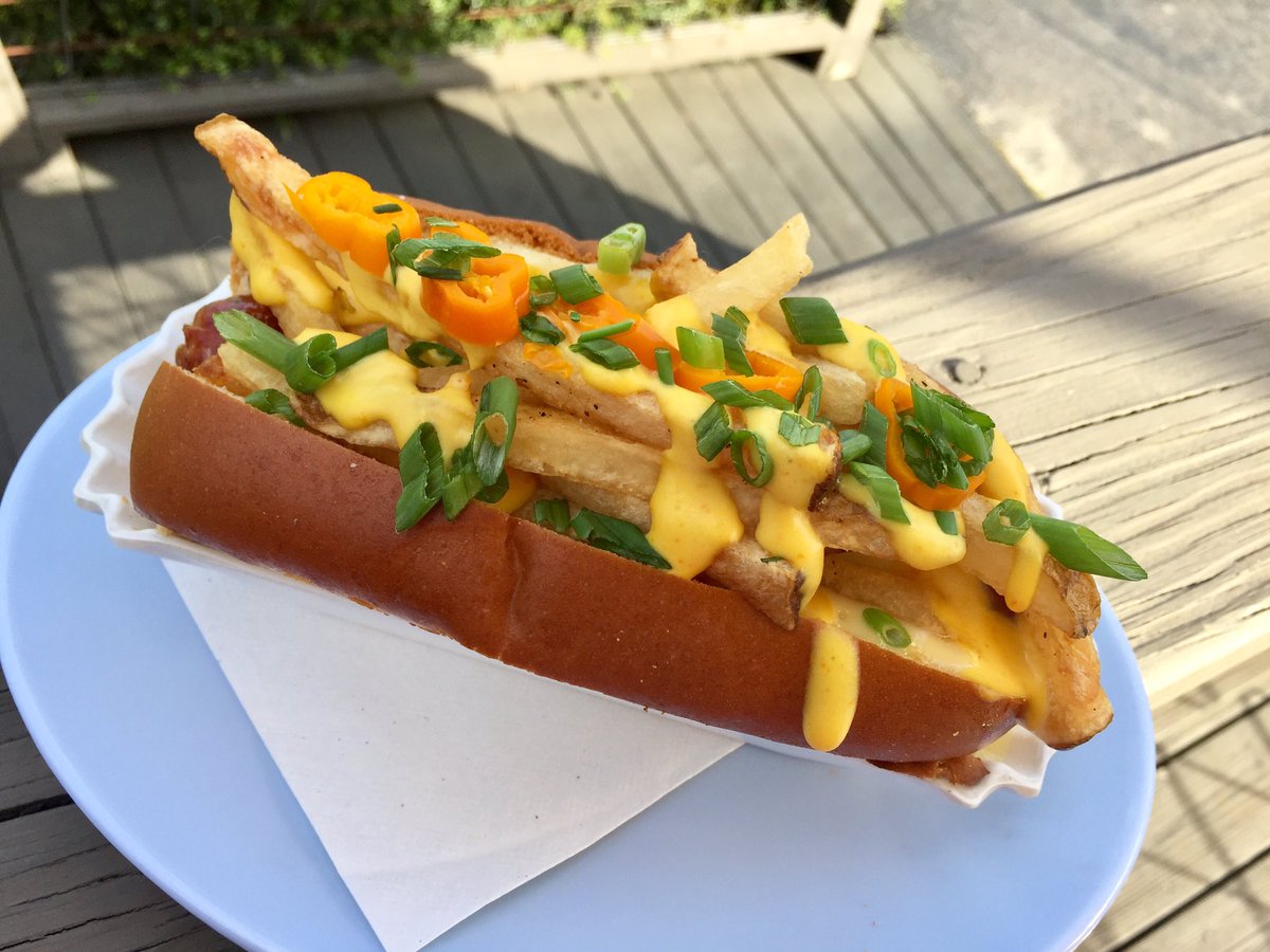 GoodDogHouston's tweet photo. It's #TexasTuesday @ #GDMontrose w/ HAPPY HOUR ALL NIGHT! Select Texas beer and wine for half the price! + mini dogs and the #PeruvianDog! https://t.co/lJOGtOSLd1