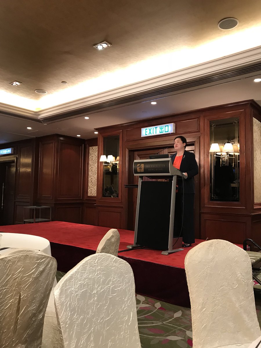 AnneMarieWho's tweet photo. Great opening keynote delivered by Jessie Li of Hang Seng Bank on how to leverage tech and frontline sales #abf2017 #abf17 https://t.co/LJACeDSinW