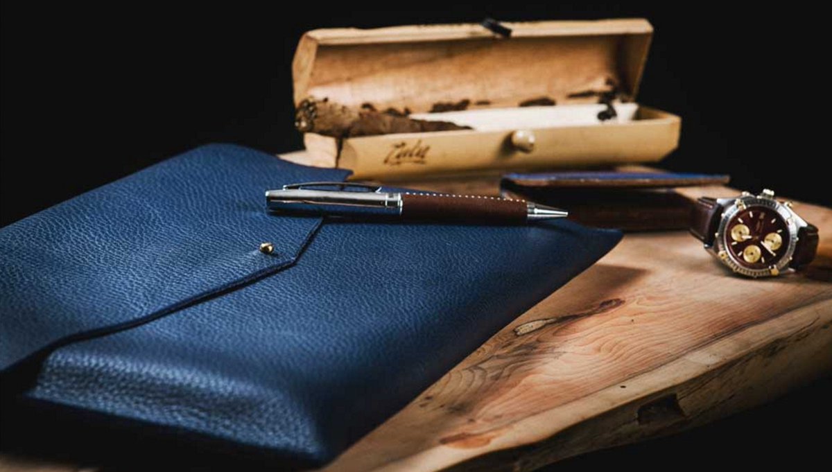 iPad cases can stand out - send this one by <a href="/ndamuslondon/">N'Damus London</a> to someone special <a href="/ndamuslondon/">N'Damus London</a> goo.gl/nvmLXg