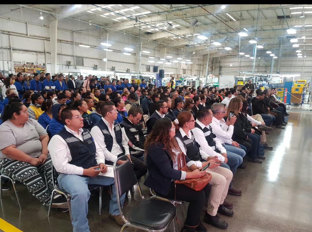 DarwichgE's tweet photo. Por sus aportaciones ambientales, certificamos como Industria Verde de Coahuila a plantas de Grupo Motus en la Región Sureste @rubenmoreiravdz #CoahuilaVerde https://t.co/jnGsDI0RHb