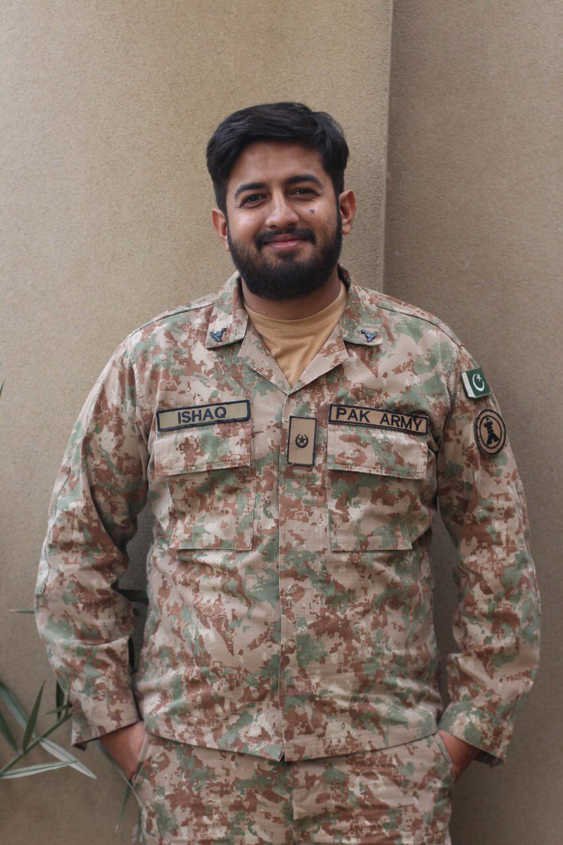 OfficialDGISPR's tweet photo. Another son of soil Maj Ishaq embraces shahadat. "We have a sacred duty at hand of cleansing &amp; defending our motherland; WE SHALL DO IT". https://t.co/shudUomuui
