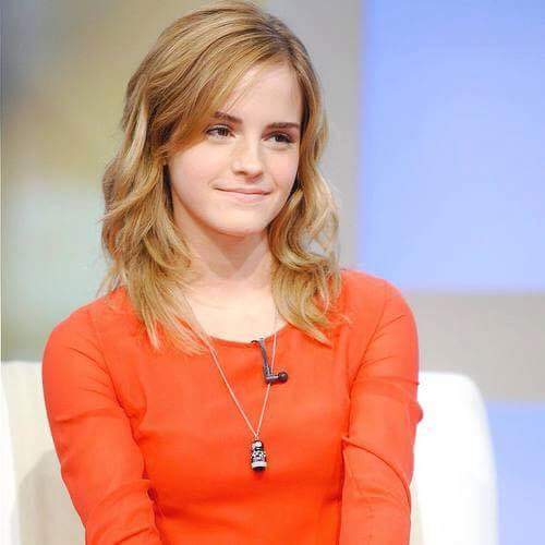 Surulimalai_P's tweet photo. @EmmaWatson Wow.. you're the definition of beauty...love you forever...💖💖💖 https://t.co/ArBE4PBvoD