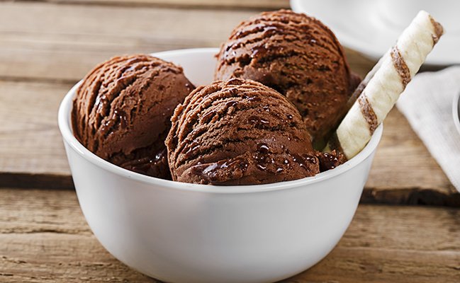 dogordo_'s tweet photo. Entre los gustos de helado cuál no puede faltar?

RT: dulce de leche.
FAV: chocolate. https://t.co/NgWNFy11kr