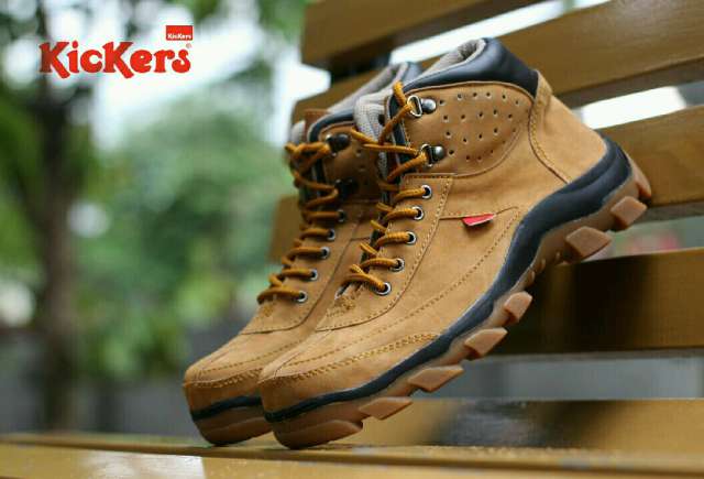 Ready 22-nov-2017 kicker's Brembo safety size39-43 Rp.210.000 Pemesanan Langsung chat Via BBM Pin:24ED5B61