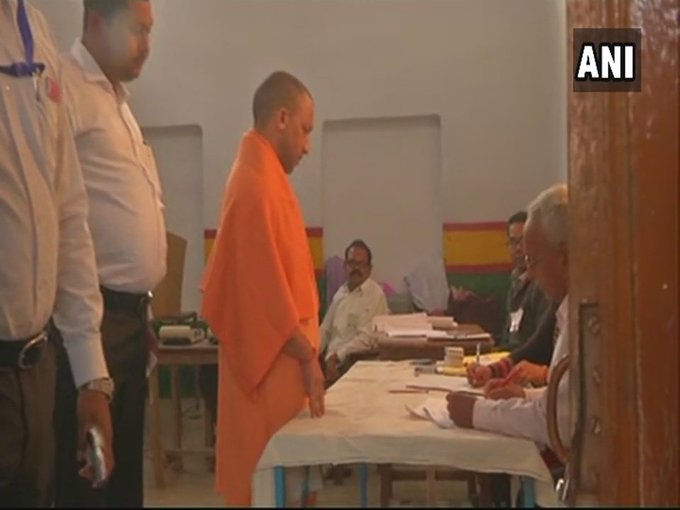 View image on Twitter