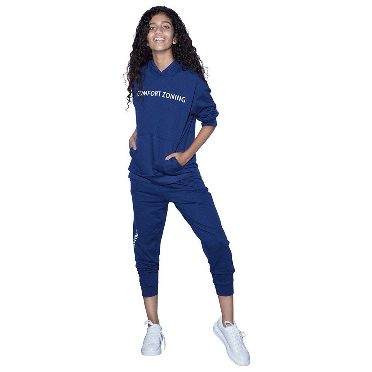 AmazonFashionIn's tweet photo. Look back in langour. Go Smurf blue in this athleisure suit, perfect for lounging around the house. #StyleTrip with @sonamakapoor @RheaKapoor @WeAreRheson https://t.co/mZzmtjtGTg 
#AmazonFashionFinds #AmazonExclusive #AmazonLoves #JustLaunched https://t.co/ZYEvew3zW5