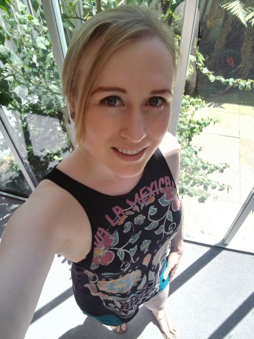 Yesterday I saw kangaroos!! 😍 And still enjoying the "thong" weather! 😁 #WednesdayMotivation https://t<a href="/tag/wednesdaymotivation"class="tags"><span>#wednesdaymotivation</span></a>