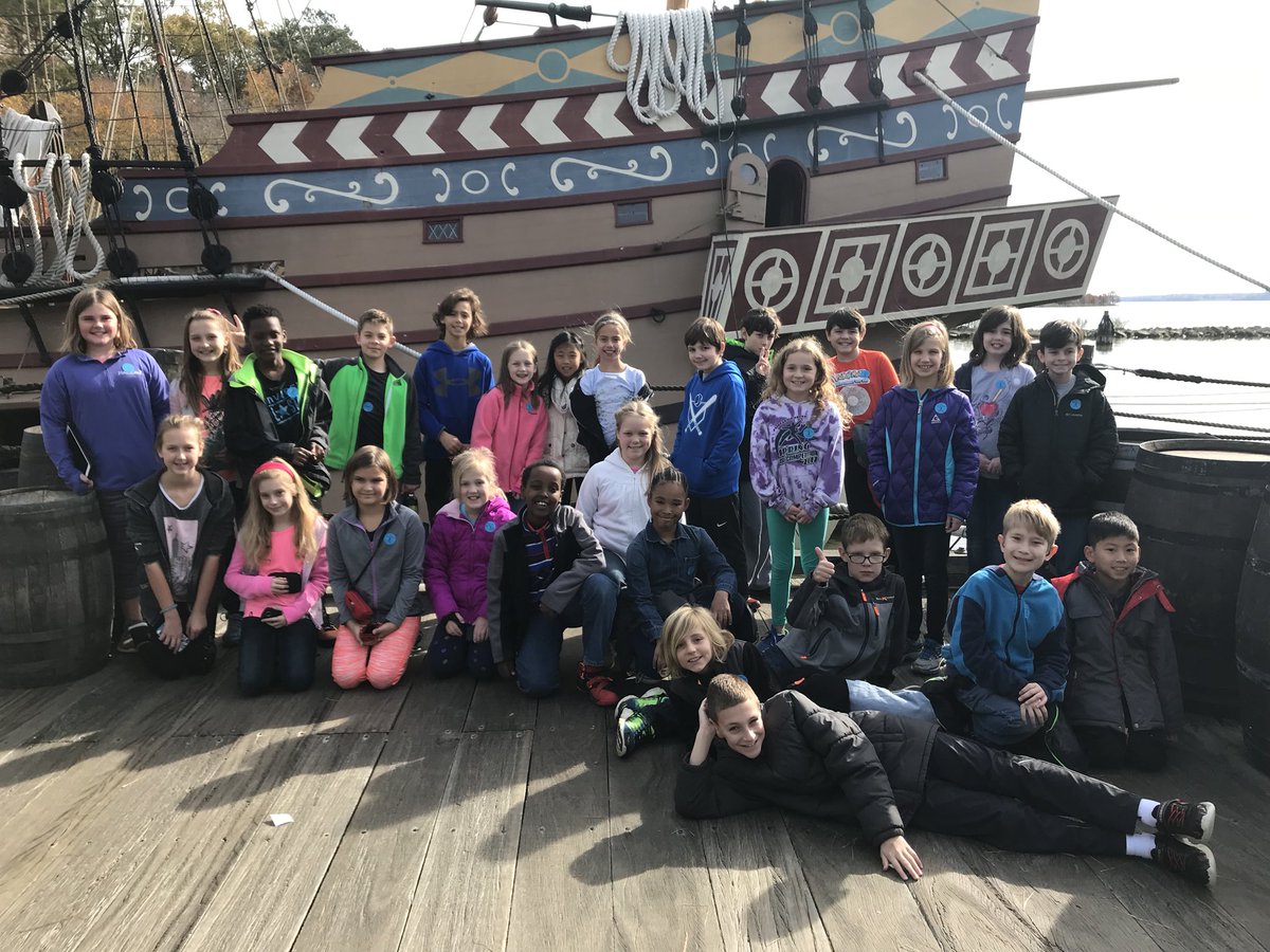 MrsToland251's tweet photo. We had an absolutely magnificent day in Jamestown🍁! #TeachLRES #EveryLionOneRoar #4thGrade #SusanConstant #HistoryLearners https://t.co/s290my9UTd