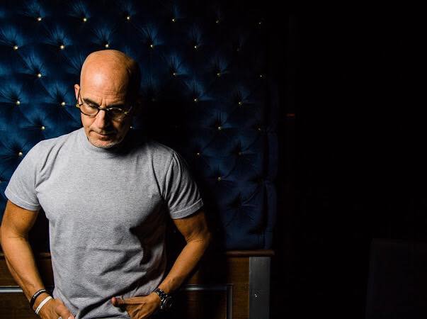 TedRubin's tweet photo. Do people these days, even good people, have NO SHAME with the life/business stories that they either enormously spin or simply make-up???

I find it reprehensible...&amp; it’s becoming the norm. Don’t tell “your” story... tell “a” story, doesn’t have to be true, as long as it sells. https://t.co/yxntSIYylB