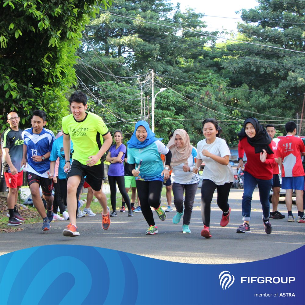 FIFCLUB's tweet photo. Acara FIFGROUP RUNNERS (28 APRIL 2017)
#FIFGROUPeduli #CSRFIFGROUP #SatuFIFGROUPBagiNegeri #SatuIndonesia https://t.co/if9QvrTYKJ