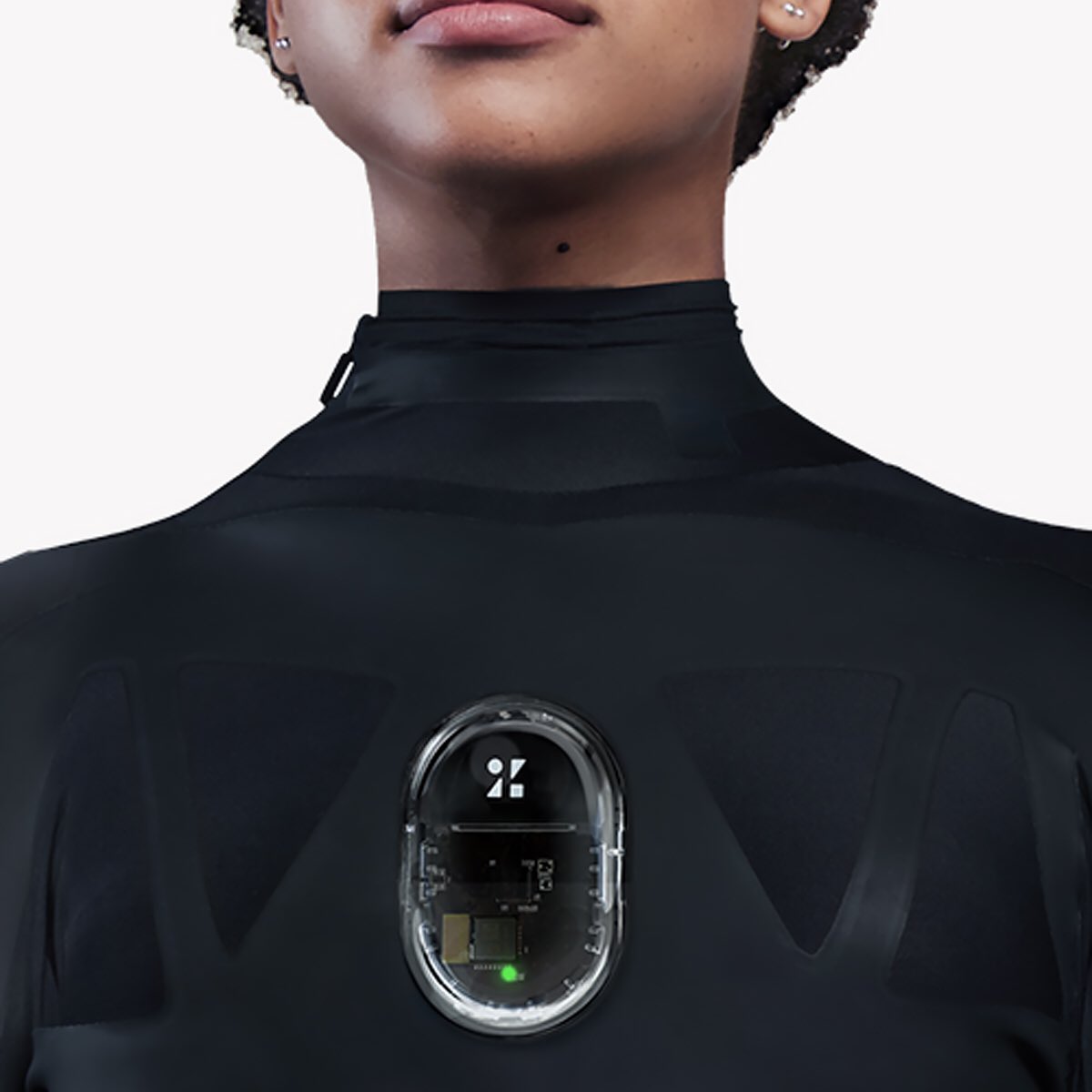 yousuck2020's tweet image. ZOZOSUITは、街頭やコラボ企業経由等、圧倒的な速度で世界中で無料で配りまくり、体重計や体温計のように一家に一台の存在にします。そして、世界中のお客様の体型を最も知り尽くした企業となり、そのデータを元に一人一人にピッタリの服を提供する、世界でも類を見ないファッション企業を目指します。