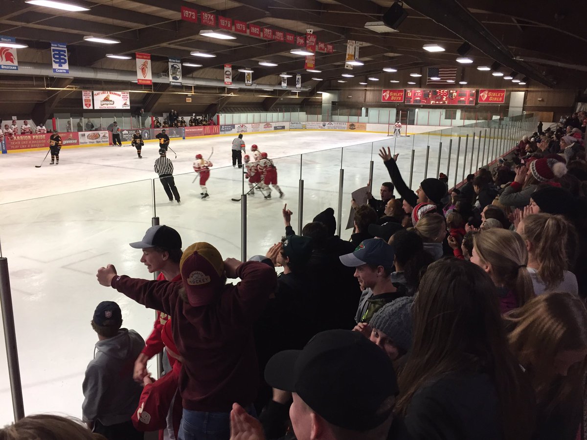 GoTRWarriors's tweet photo. Warrior Girls 🏒 improve to 3-1 with a 4-2 victory over St Paul Blades tonight! Great job girls!! WARRIOR PRIDE! https://t.co/xM9JADYVGa