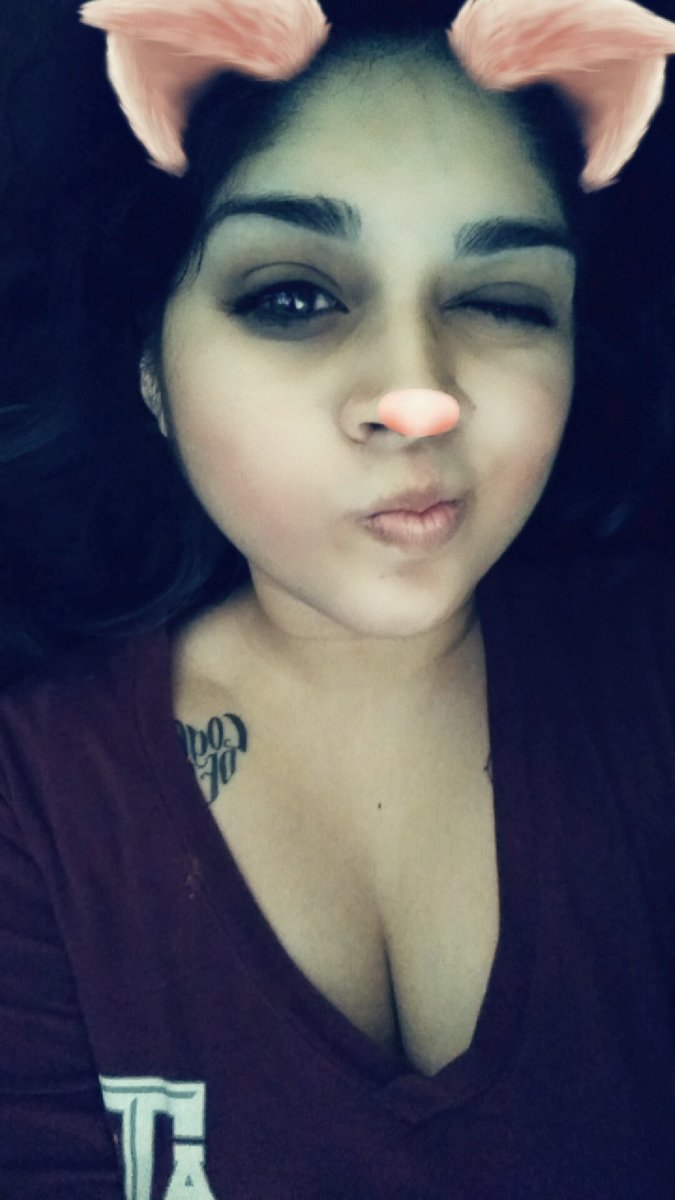 Sierrawr92's tweet photo. #101ThingsToBeLeftIn2017
 
My use of farm animal snap chat filters. https://t.co/uq7lP0UCim