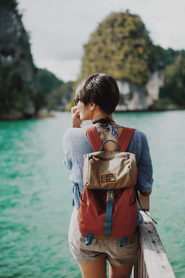 eigeradventure's tweet photo. One small positive thought in the morning can change your whole day. Morning, Eigerian!
.
Inframe: @anak_bebex
Photo by: @billydjokosetio
.
#EigerAdventure #EigerTropicalAdventure #EigerLifestyle #EigerAuthentic #Eiger1989 #EnjoyLifeWithoutARoof https://t.co/1zn5IsJJRm