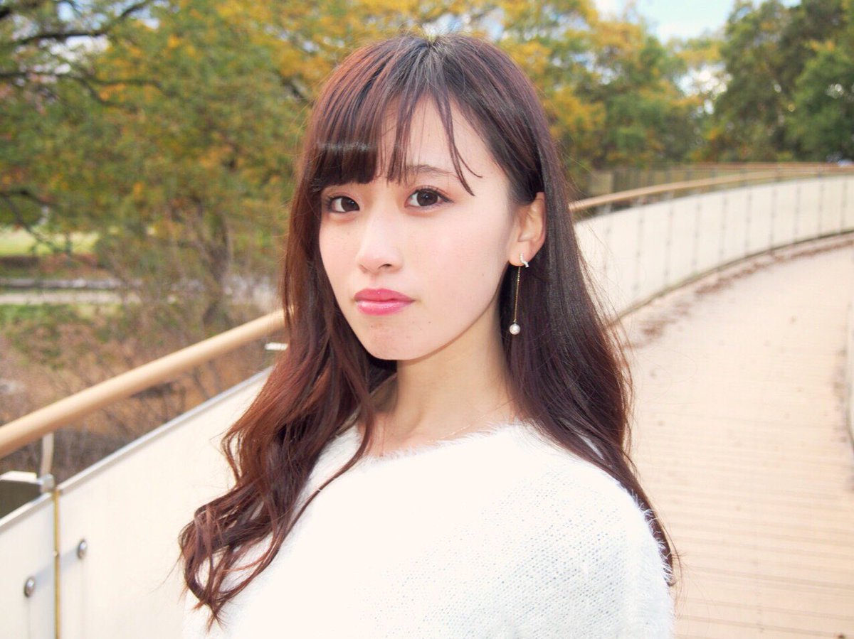 gishosai's tweet photo. エントリーNo.1
浅野優衣 4年 教育学部 音楽専修 
所属サークル  軽音（一応）
好きなものは化粧品💄とウイスキー🥃と大豆製品です！最近ずっと可愛いなって思っている人は明日花キララです！！！
ミスコンに向けて女磨き頑張ります！よろしくお願いします😊 https://t.co/NRGvZf2hGm