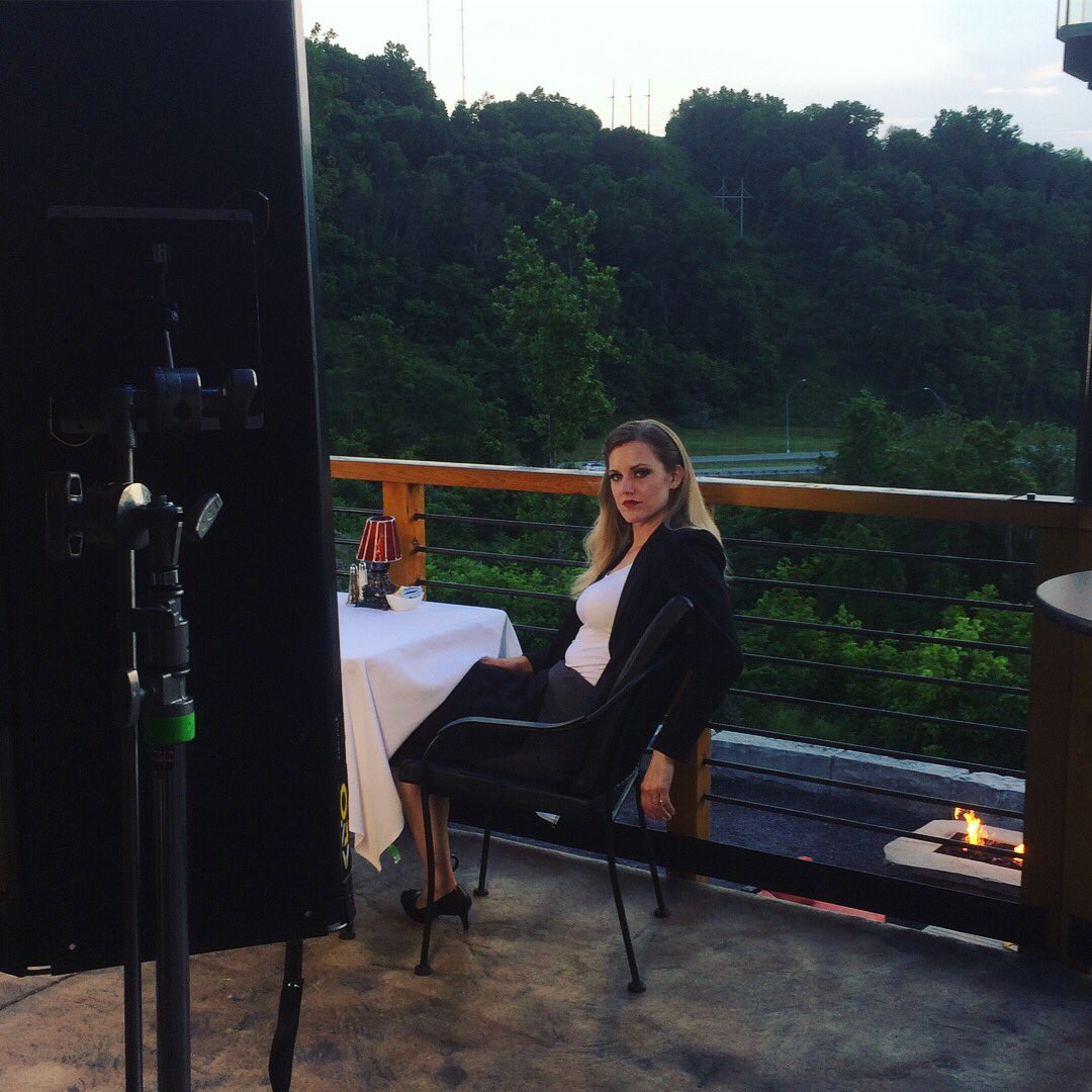 SandyMimpson's tweet photo. #bts looks at the FFCU Commercial we did in beautiful West Virginia. Thank you @alleghenyimage and @FederalFairmont!! #FFCU #westvirginia #goodtimes #workingwithfriends #setlife #actress #alleghenyimagefactory https://t.co/Igm4dkKaAc