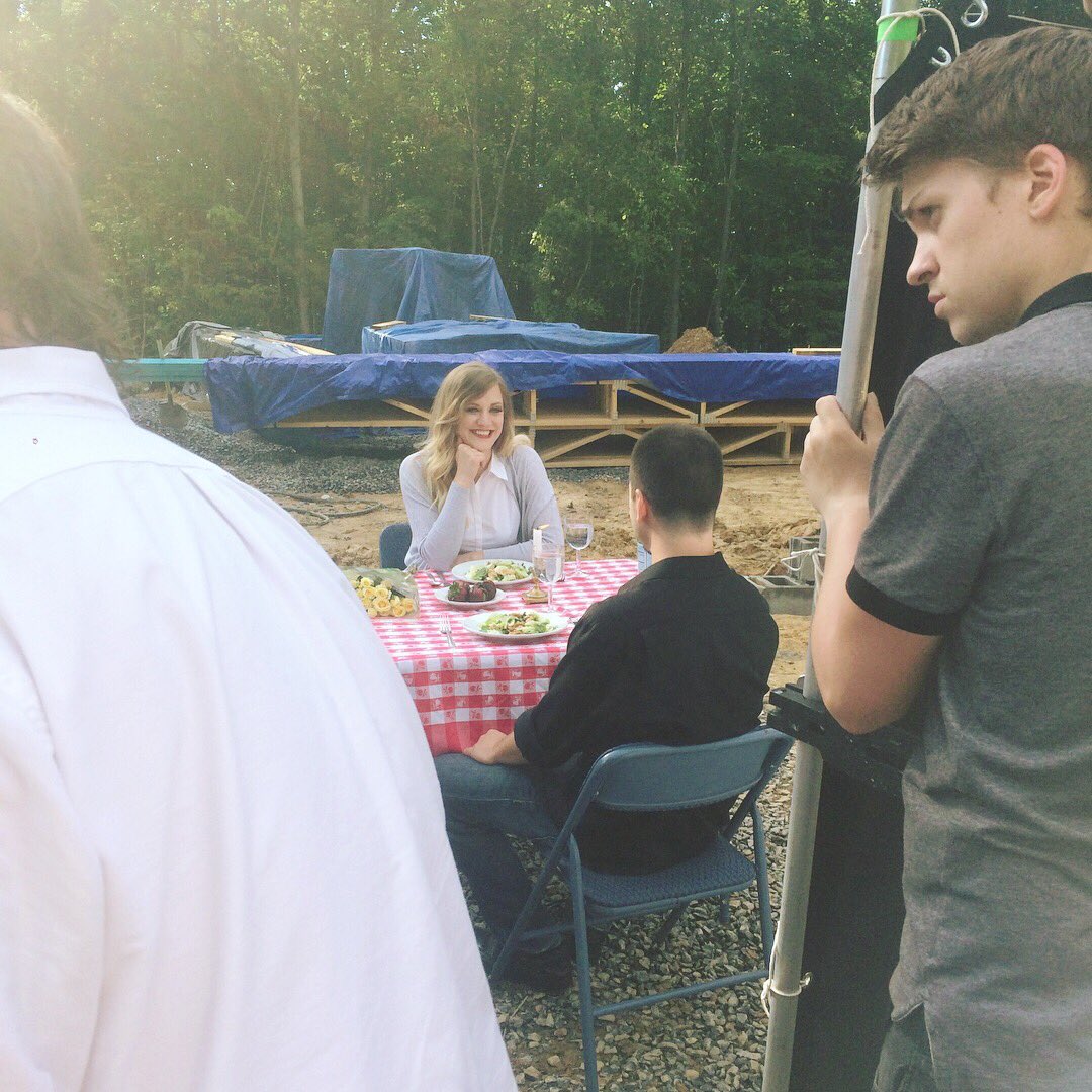 SandyMimpson's tweet photo. #bts looks at the FFCU Commercial we did in beautiful West Virginia. Thank you @alleghenyimage and @FederalFairmont!! #FFCU #westvirginia #goodtimes #workingwithfriends #setlife #actress #alleghenyimagefactory https://t.co/Igm4dkKaAc