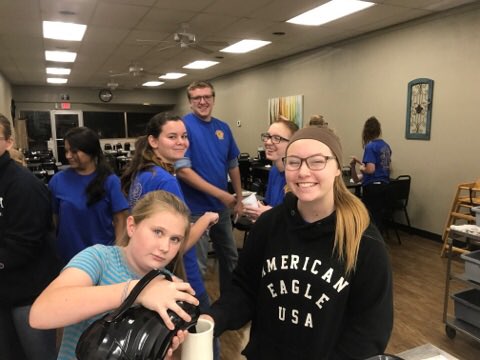 Neosho_Key_Club's tweet photo. More pictures! #HopeKitchen https://t.co/pMnWNMOoMb
