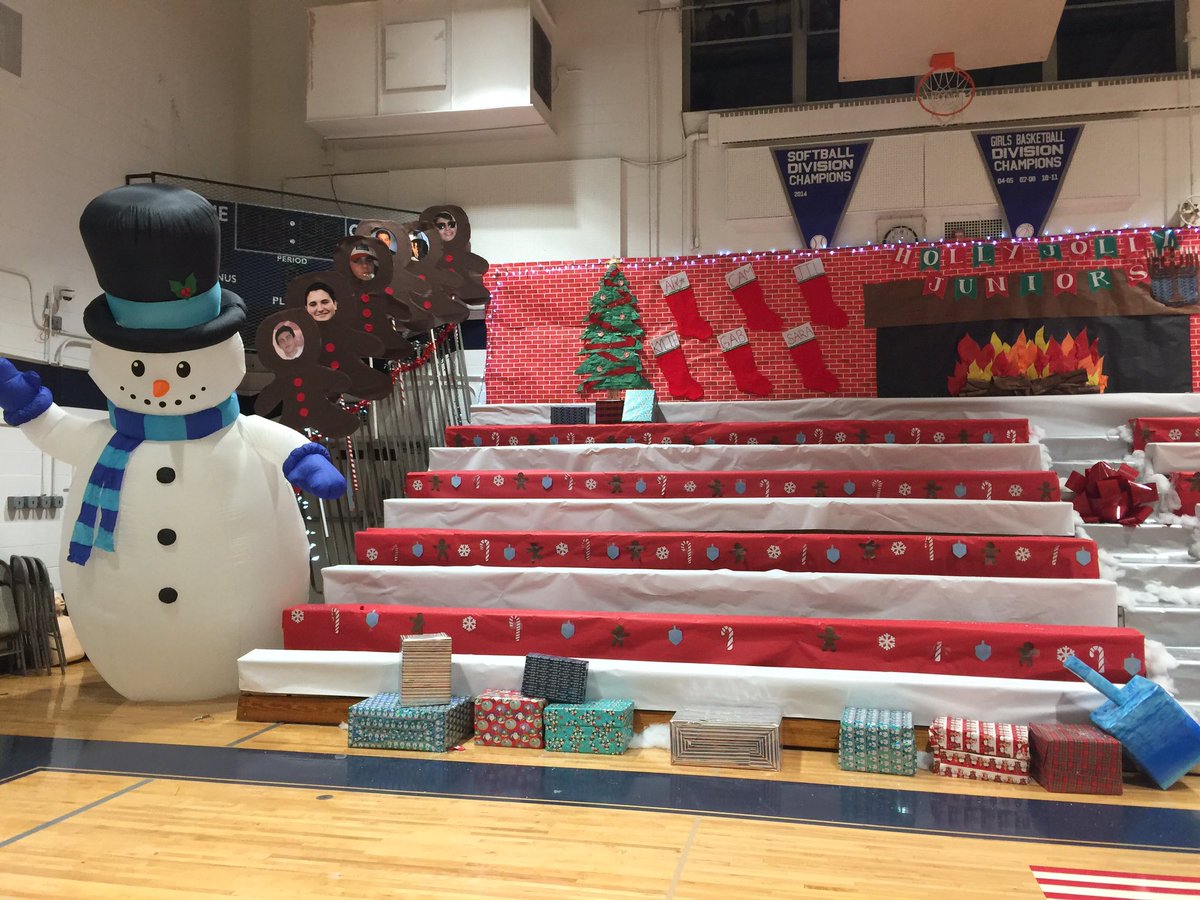 evarrial's tweet photo. Que bonito evento! Que orgullo nos da ver as estos estudiantes competir. #botc2017 #hhs #classof2019 https://t.co/hUEBFy2kDV