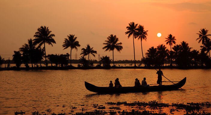 TravelAlka's tweet photo. Get tour packages to Kerala, and other parts of India at affordable rates. ... The major holiday tour packages to India. https://t.co/CtRbbZzrUw  
#Keralapackage #Holidaypackage #Tour #Travel https://t.co/fbUEtqOUvT