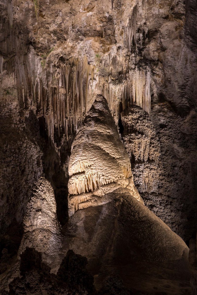types of cave formations Cave types not all caves are part of karst landscapes a substantial number of relatively small caves, called volcanic caves, are formed in lava and by the mechanical movement of bedrock other caves are formed in glaciers by the melting of ice. types of cave formations Cave types not all caves are part of karst landscapes a substantial number of relatively small caves, called volcanic caves, are formed in lava and by the mechanical movement of bedrock other caves are formed in glaciers by the melting of ice.