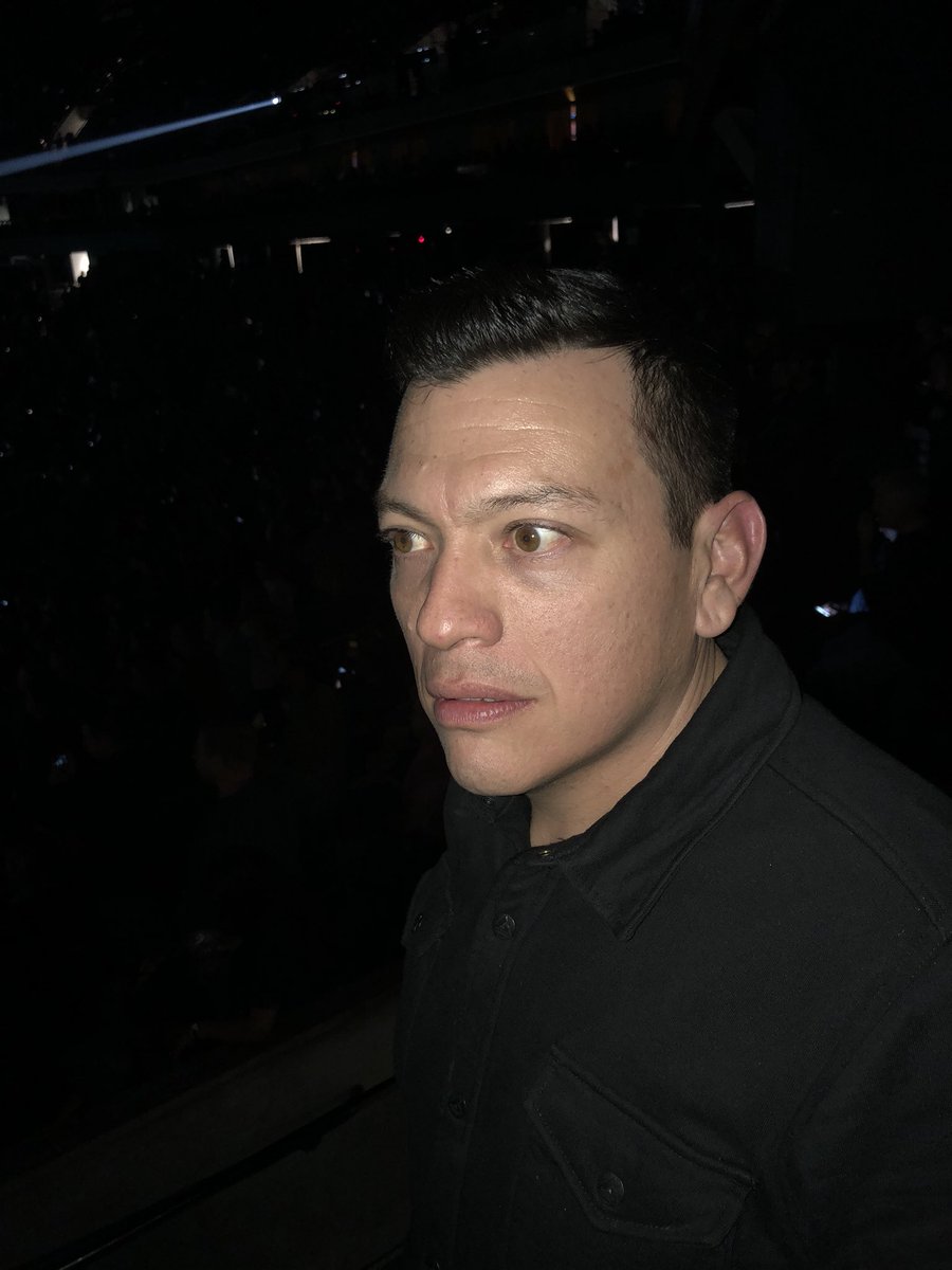 talkandtalker's tweet photo. Trying to keep Dennis injury free @ Guns n Roses https://t.co/LizTUIU5fA