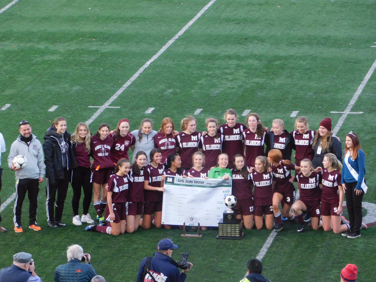 West42Sports's tweet photo. ESN's Soccer All-State Tourney teams are now up check it out here, we have 4A thru 1A sorry no B's we didn't get to see all the games so we decided not to guess on an all-tourney team. https://t.co/QSMT03t0uh https://t.co/PXIumj1CsE