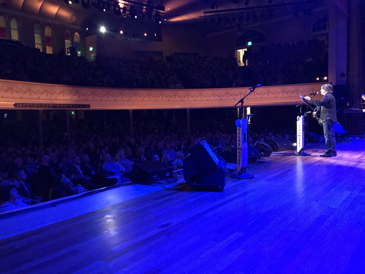 Marushka Media tweet media