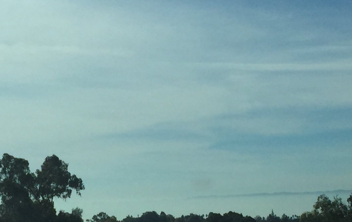 MAGACA2017's tweet photo. seeing tons of chemtrails everyday..what is going on? are they trying to kill us? 

#chemtrails  #stropspraying #bewoke #RedPill https://t.co/WU0kgPWT2w