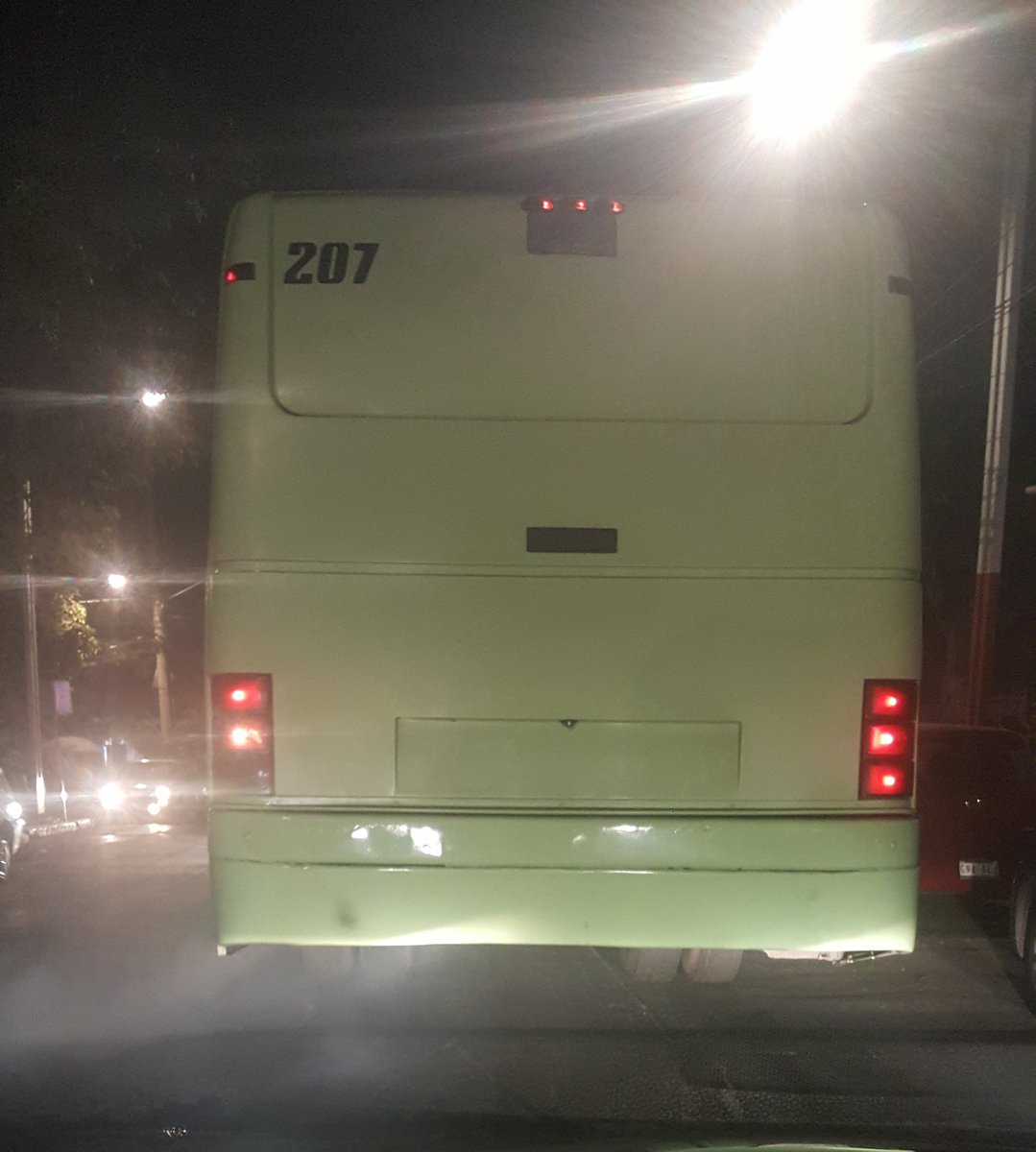 memoaa23's tweet photo. @Migel_ange @JDCuajimalpa así sus camiones en las calles de Cuajimalpa https://t.co/T3PXAZUC2w