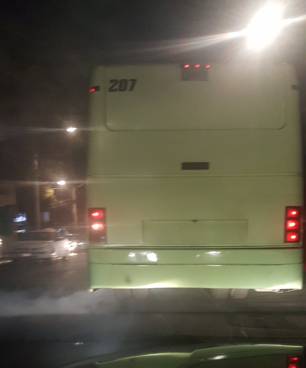 memoaa23's tweet photo. @Migel_ange @JDCuajimalpa así sus camiones en las calles de Cuajimalpa https://t.co/T3PXAZUC2w