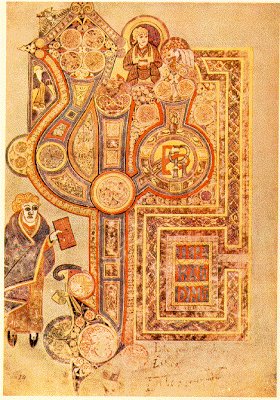 PauMata9's tweet photo. Escudo escuela de Winchester
Libro de Kells 
@H_CulturaII_DG https://t.co/VguorhU31F
