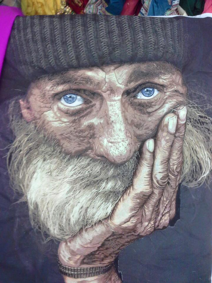 aparnachallu's tweet photo. Meet the Master Series: Shree Arun Kumar, Thread-painting, Punjab, India
#threadpainting #madeinindia #handmade #artwork #wallart #craftsbazaar #artisansonline https://t.co/neMBw1UCaX