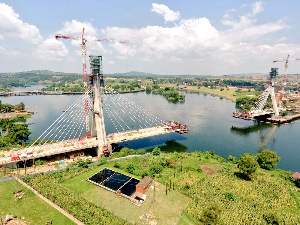 #WednesdayTravel Physical works at the #NewNileBridge in Jinja now at 58%. Tourism Uganda can't wait for this one to be completed #UNRAWorks #ConnectingJinja the #AdventureCapital of 🇺🇬 #PearlOfAfrica for #Kayaking #BungeeJumping & #WaterRafting at the Source of River Nile