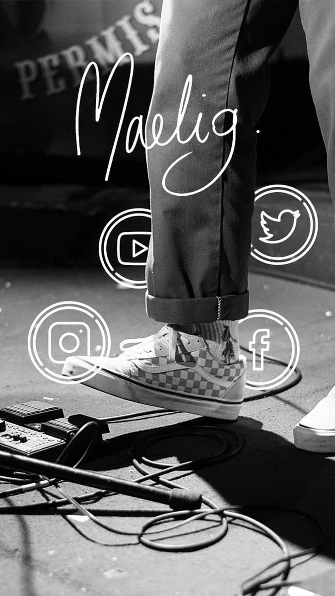 humain_cool's tweet photo. Un #humaincool porte toujours une paire de @VANS_66 ! Toujouuuurs ! https://t.co/u8fyovNPcA