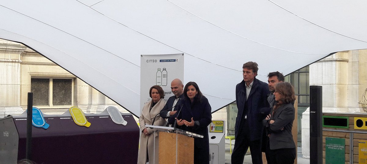 "Ne cachons plus nos poubelles" Bravo Mme la Maire ! #trilib <a href="/Anne_Hidalgo/">Anne Hidalgo</a> <a href="/citeofrance/">Citeo</a>