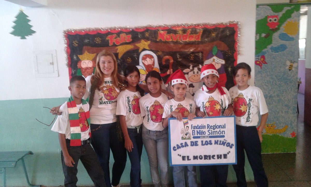 Irene83Pino's tweet photo. @FrnsEdobolivar C.D.L.N El Moriche  visitó a @DiarioPrimicia llevando su parrandon con alegría @FNNSimon @JustoNogueraP @Msuarezsot https://t.co/meExl3xxxQ