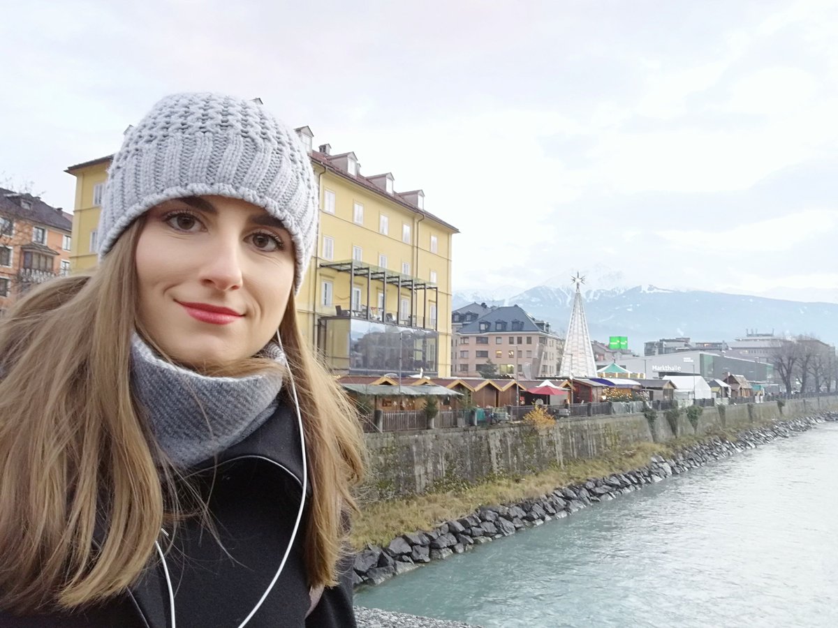 LillaGreen_at's tweet photo. My first time on the Christmas Market in Innsbruck for this year! 🎄🎊 Which is your favourite Christmas Market of all times? 

#ChristmasMarket  #Innsbruck #christkindlmatkt #weihnachtsmarktinnsbruck 

Btw: Innsbruck is always a good idea! https://t.co/9FW0CfsKlO