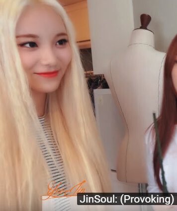 daisypetal_'s tweet photo. secrettime: #3YearsWithoutSecret
tshit: debuts a new group
secrettime: #WeMissSecret
tshit: announces another group’s comeback https://t.co/2Ul21Yde00
