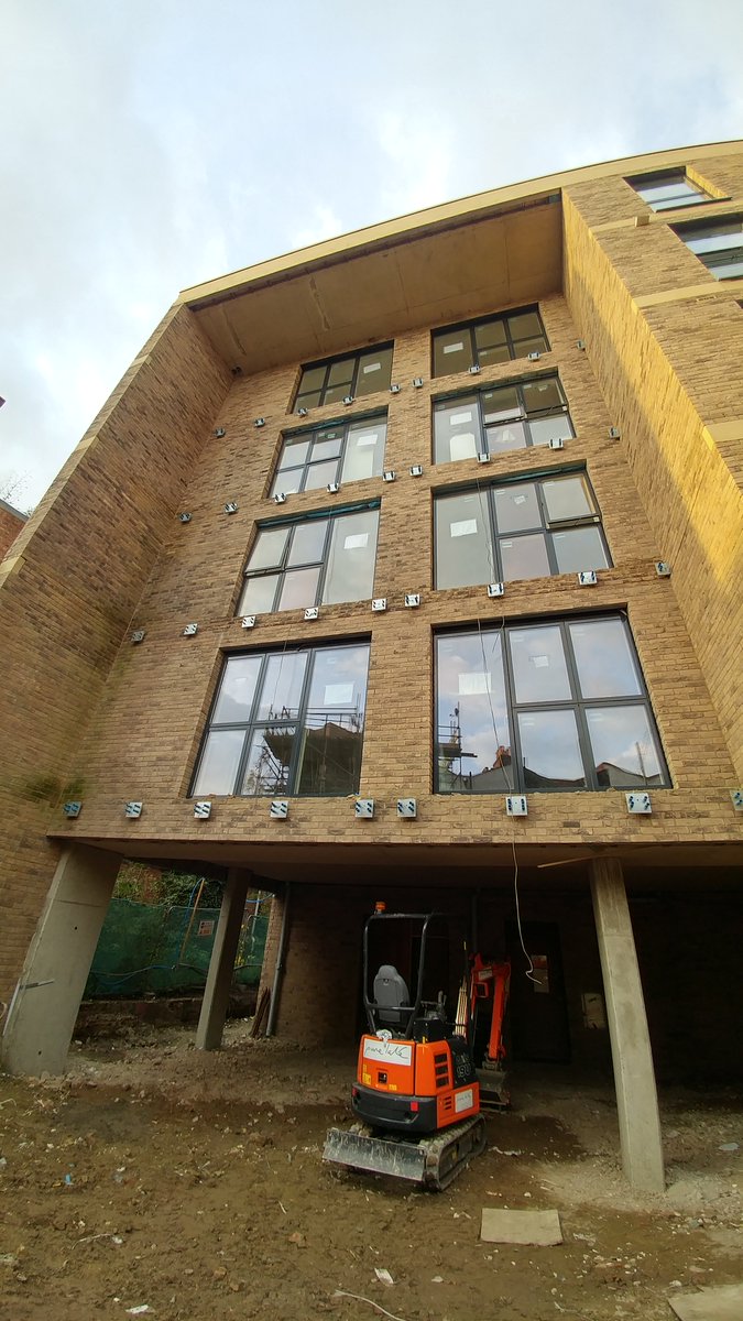 aca_studiosltd's tweet photo. The scaffolding has come down on Block B at #Camberwell Road to reveal the brick detailing and balcony locations @HydeHousing #Purelake #sitevisit https://t.co/p92kVC7R7z