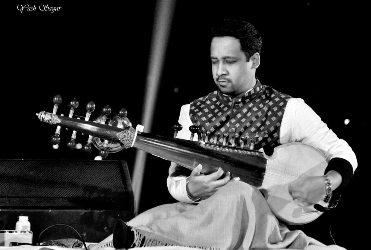 ShirazAliKhan18's tweet photo. at 11th Delhi International Arts Festival.
#delhiinternationalartsfestival #delhi #artandartistes #wesupportculture #LoveDIAF #DIAF #DIAF2017 #PrathibhaPrahlad #shirazalikhan #TheWaveofMaihar #Livemusic #newdelhi #indianclassical https://t.co/rOfuF8sgfc