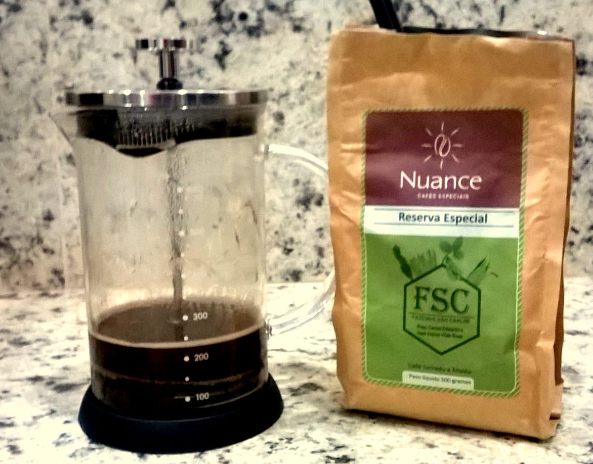 Bulebluecoffee's tweet photo. Bom dia, só é  bom dia com um cafezinho!
#frenchpress #nuancecafesespeciais #café #coffee #coffeelover #prensafrancesa 
#specialitycoffee https://t.co/C4flDpEkoa