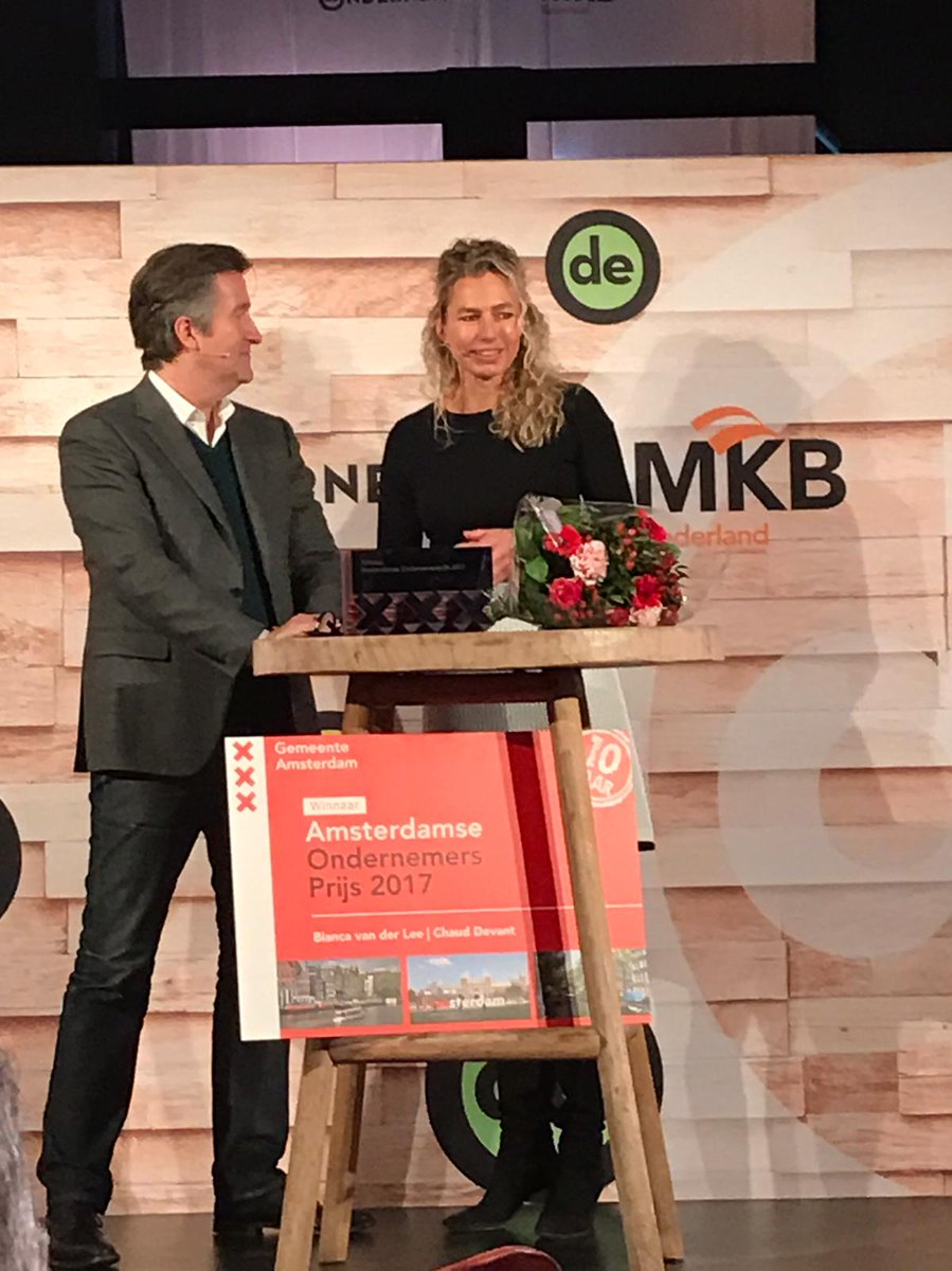 larouz's tweet photo. Bianca van der Lee van het bedrijf Chaud Devant is de winnaar van Amsterdamse Ondernemers Prijs 2017.
De week van de ondernemer. #ondernemen #ondernemerschap #zzpmokum #selfemployed #aop2017 #ondernemer #ondernemers #women #womenentrepreneur https://t.co/gBKClDKih4