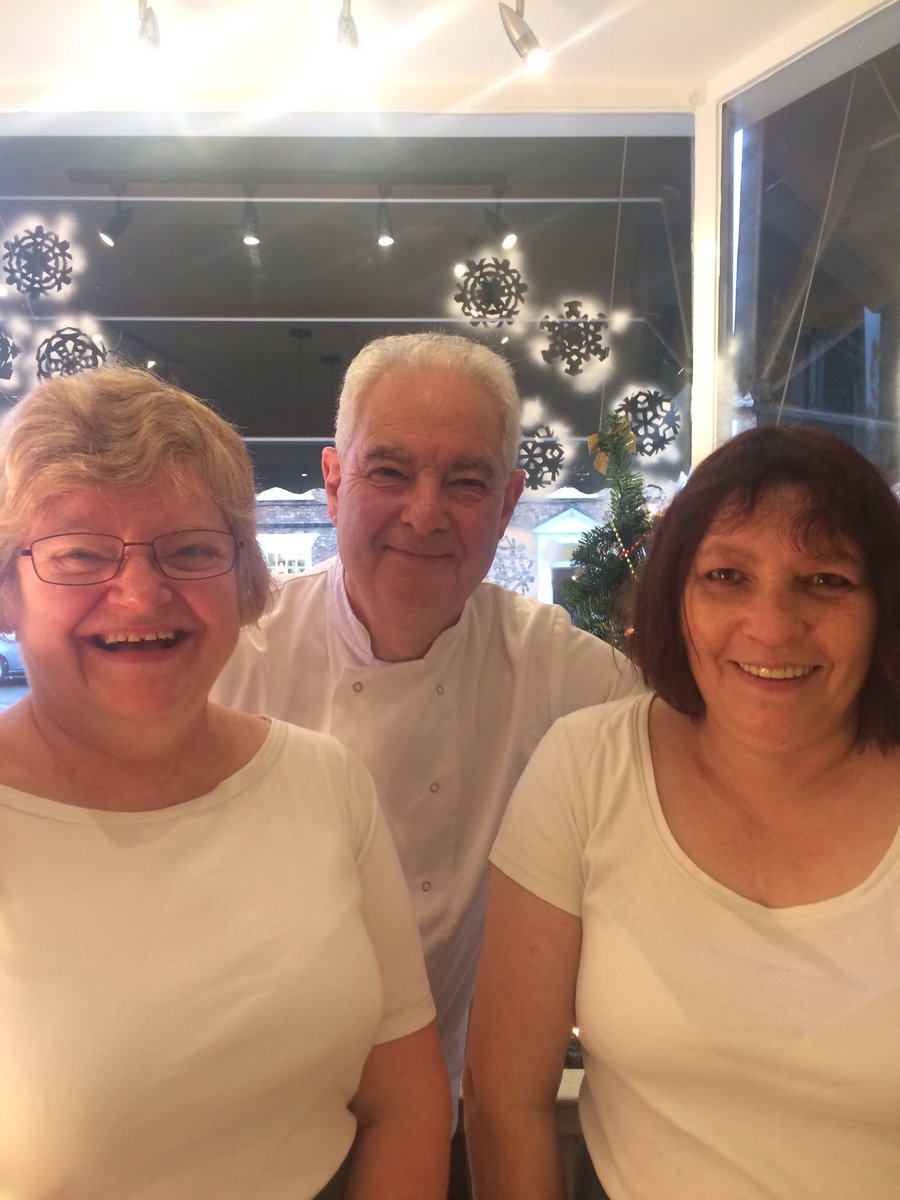Clarks family bakers tweet media