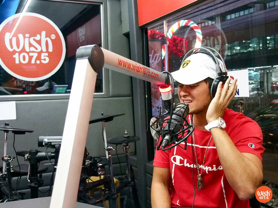 wish1075's tweet photo. .@mateoguidicelli acoustified his latest songs "Hey" &amp; "Wag Ka Nang Umuwi" for his WISHclusive performance!

The tracks were taken from his upcoming album "Hey Matteo" which is slated for release under @StarMusicPH at his concert of the same album title at Kia Theater on Nov 30. https://t.co/hjqpyP03f6