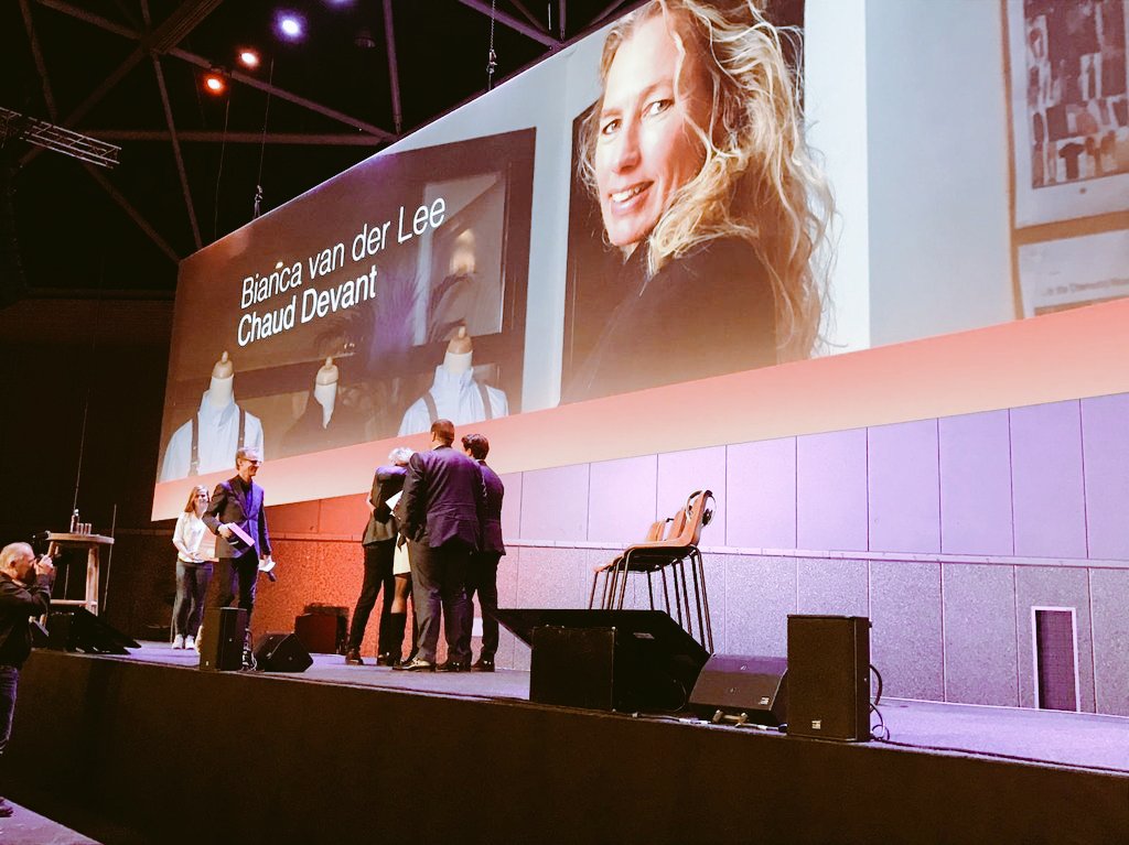 zzpmokum's tweet photo. Bianca van der Lee van het bedrijf Chaud Devant is de winnaar van Amsterdamse Ondernemers Prijs 2017.
De week van de ondernemer. #ondernemen #ondernemerschap #zzpmokum #selfemployed #aop2017 #ondernemer #ondernemers #women #womenentrepreneur https://t.co/JCM9ZUvat3