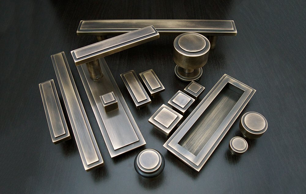 OliverKnightsAH's tweet photo. In addition to the Anthony Lever Handle we would like to welcome the Anthony Collection.... #leverhandle #doorknob #pullhandle #cabinetfittings #flushpull #doorstop https://t.co/txdSUNgGvZ